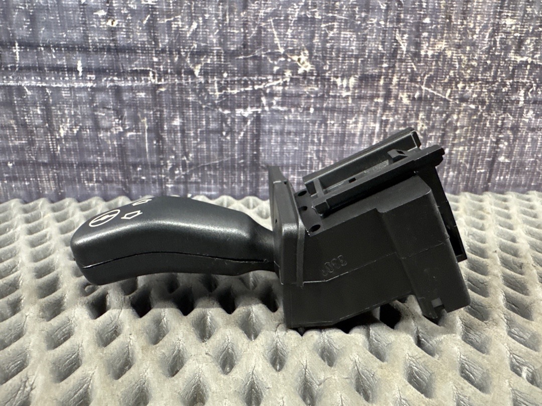 Подрулевой переключатель, 460 рублей, Красноярск