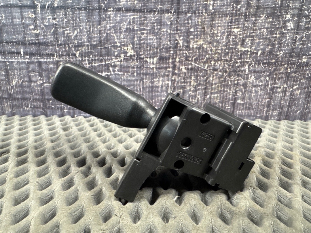 Подрулевой переключатель, 460 рублей, Красноярск