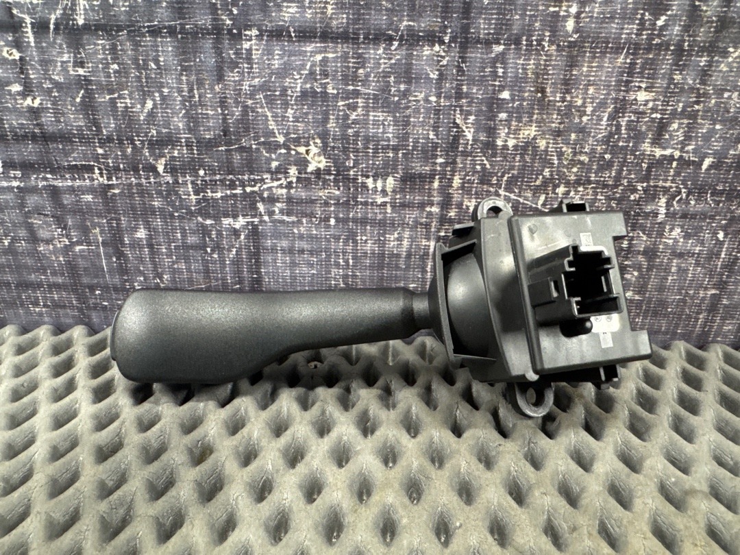 Подрулевой переключатель, 1120 рублей, Красноярск