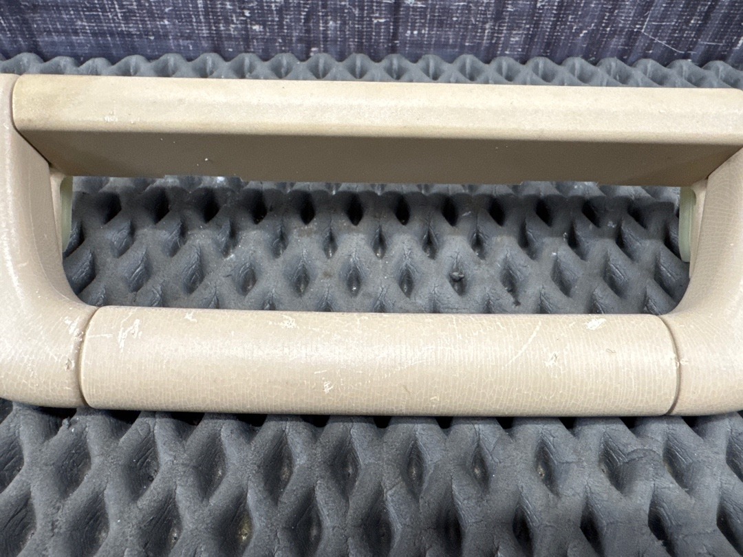 Потолочная ручка, 920 рублей, Красноярск