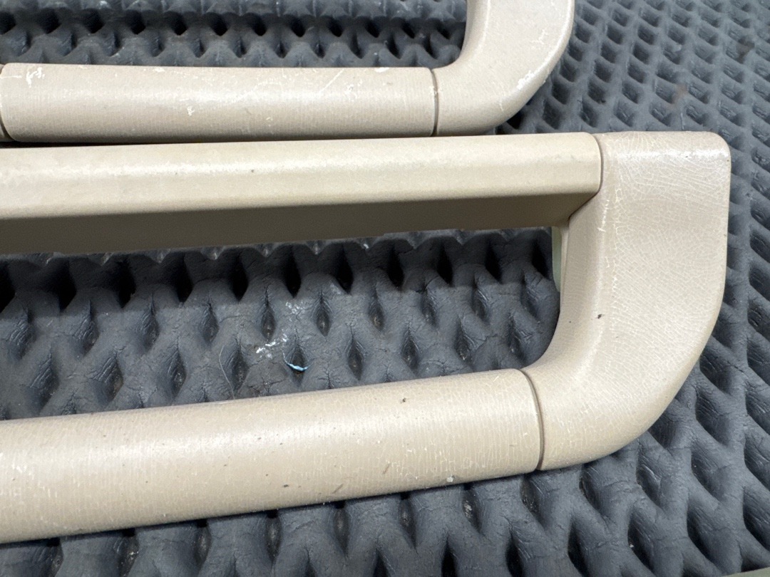 Потолочная ручка, 920 рублей, Красноярск