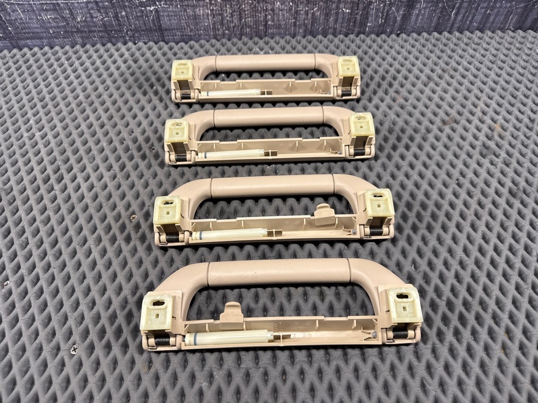 Потолочная ручка, 920 рублей, Красноярск