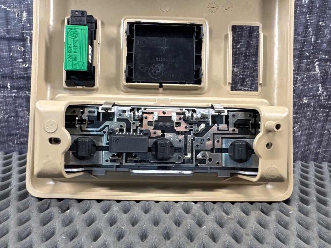 Плафон салона, 2670 рублей, Красноярск