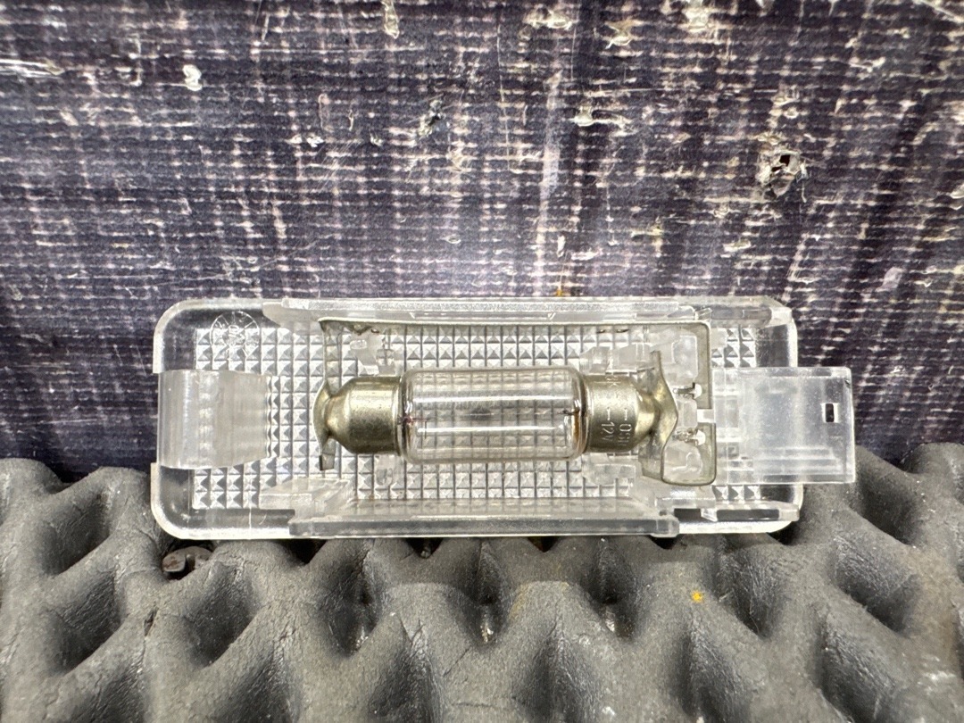 Плафон салона, 380 рублей, Красноярск