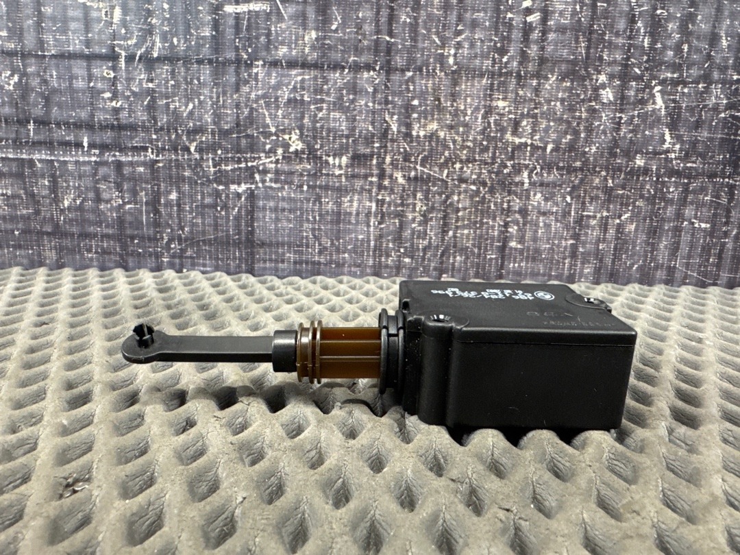 Привод замка багажника, 810 рублей, Красноярск