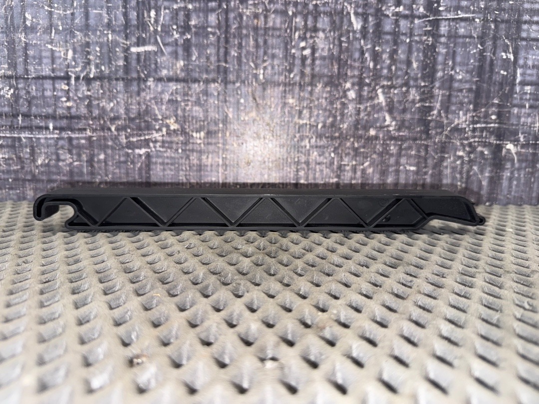 Опора ковра багажника, 1310 рублей, Красноярск