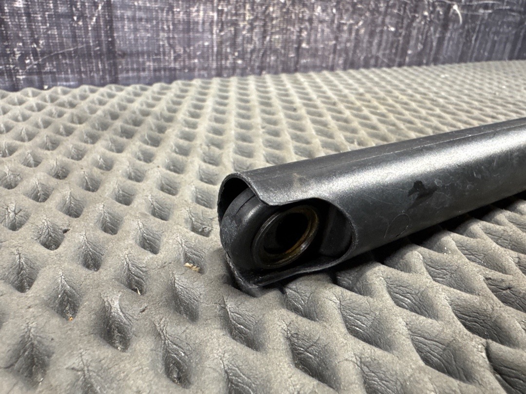 Амортизатор багажника, 560 рублей, Красноярск