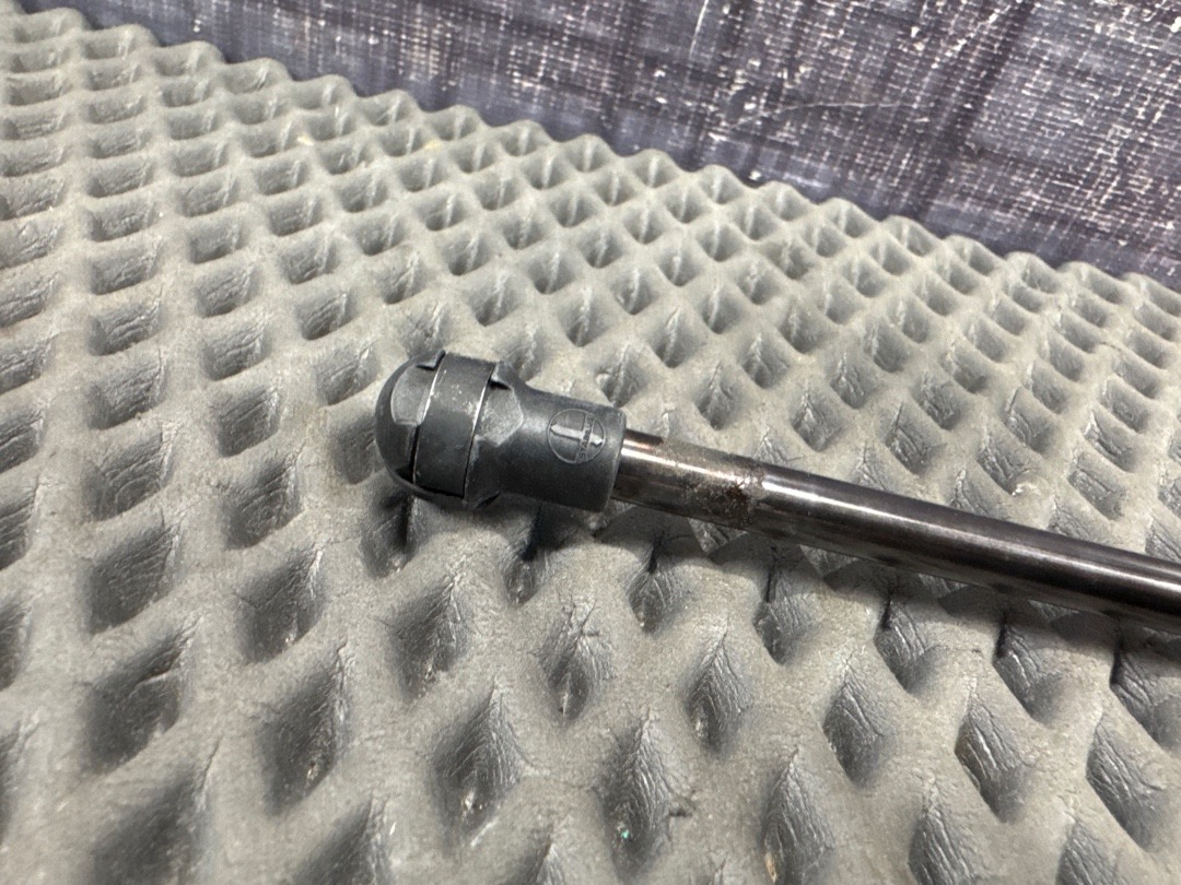 Амортизатор капота, 1170 рублей, Красноярск