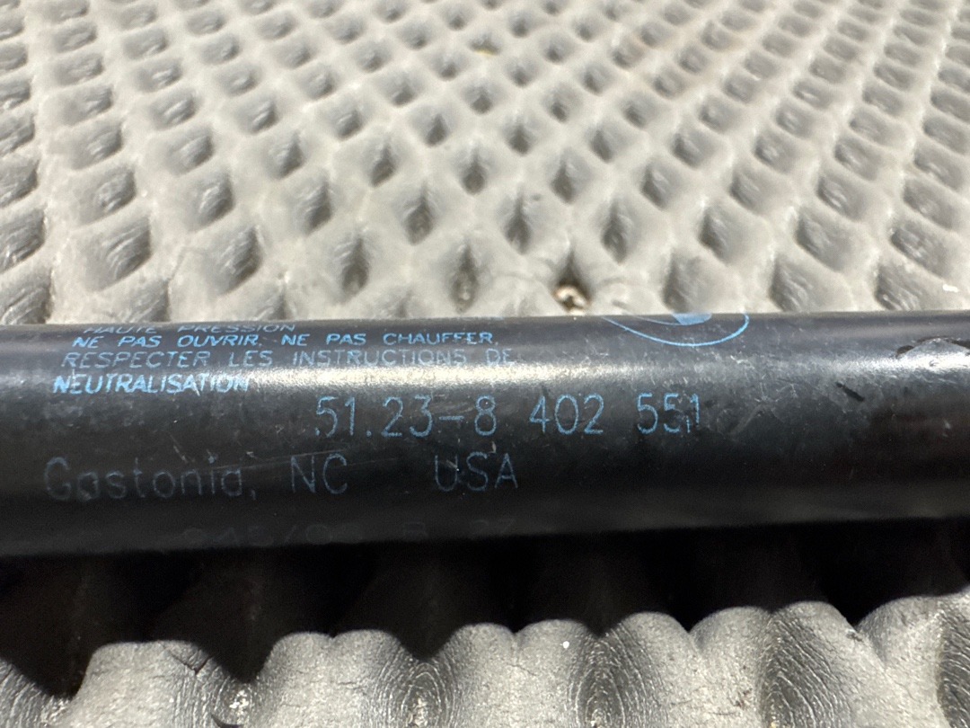 Амортизатор капота, 1170 рублей, Красноярск