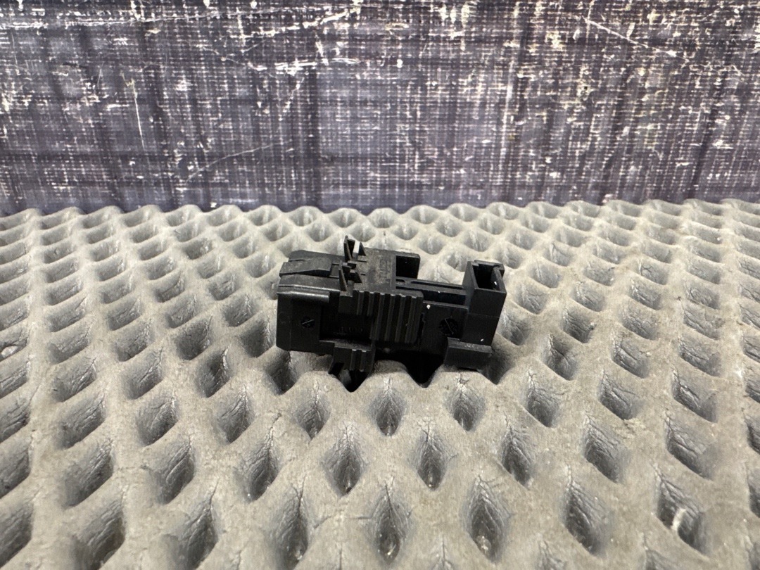 Концевик педали тормоза, 760 рублей, Красноярск