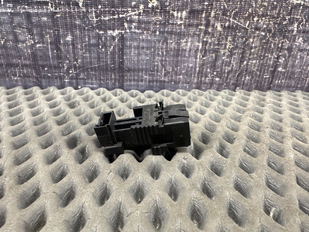 Концевик педали тормоза, 760 рублей, Красноярск