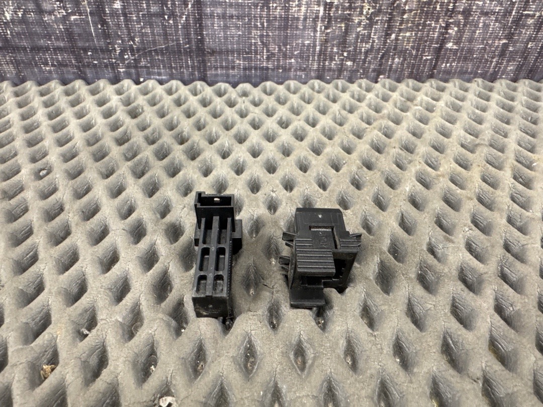 Концевик педали тормоза, 760 рублей, Красноярск