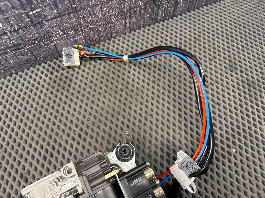 Компрессор подвески, 8500 рублей, Красноярск