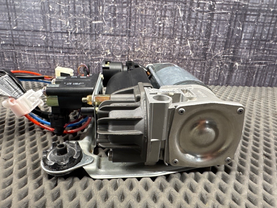 Компрессор подвески, 8500 рублей, Красноярск