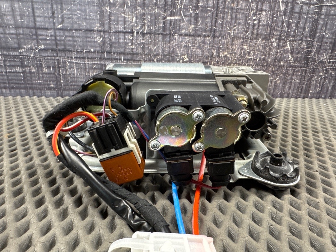 Компрессор подвески, 8500 рублей, Красноярск