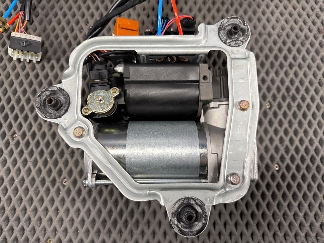 Компрессор подвески, 8500 рублей, Красноярск