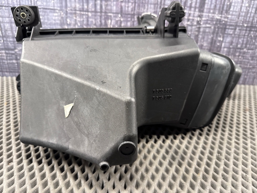 Корпус воздушного фильтра, 3760 рублей, Красноярск