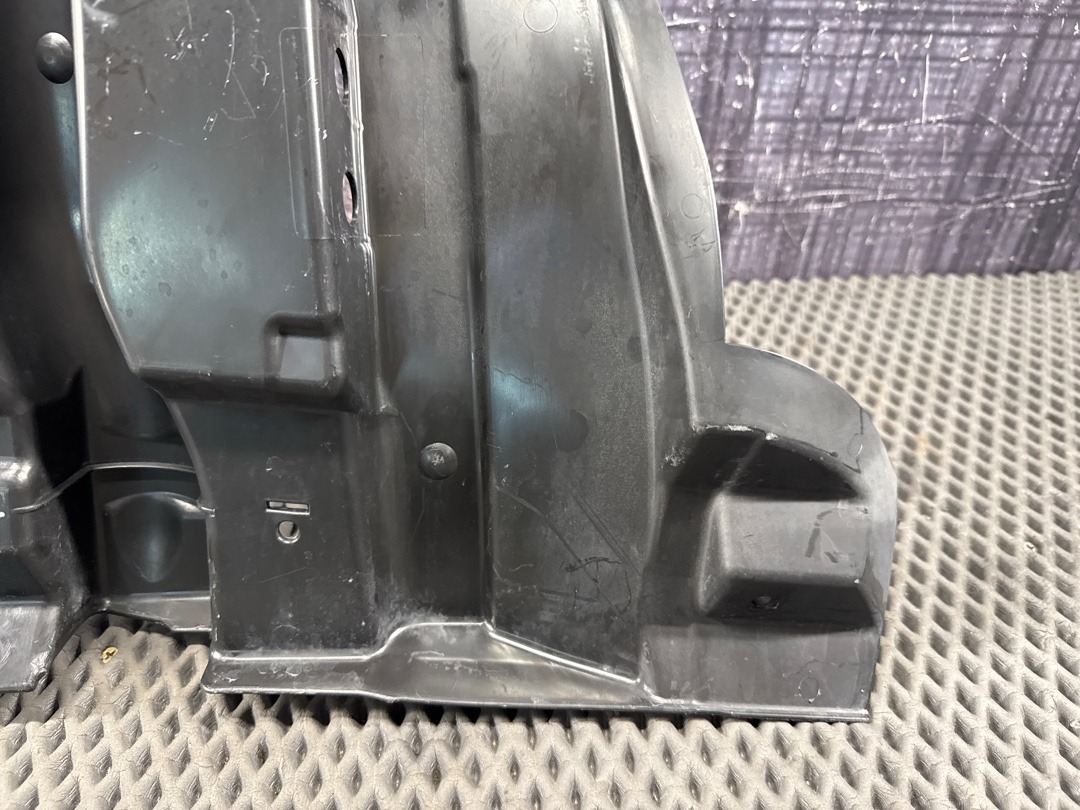 Подкрылок, 1320 рублей, Красноярск