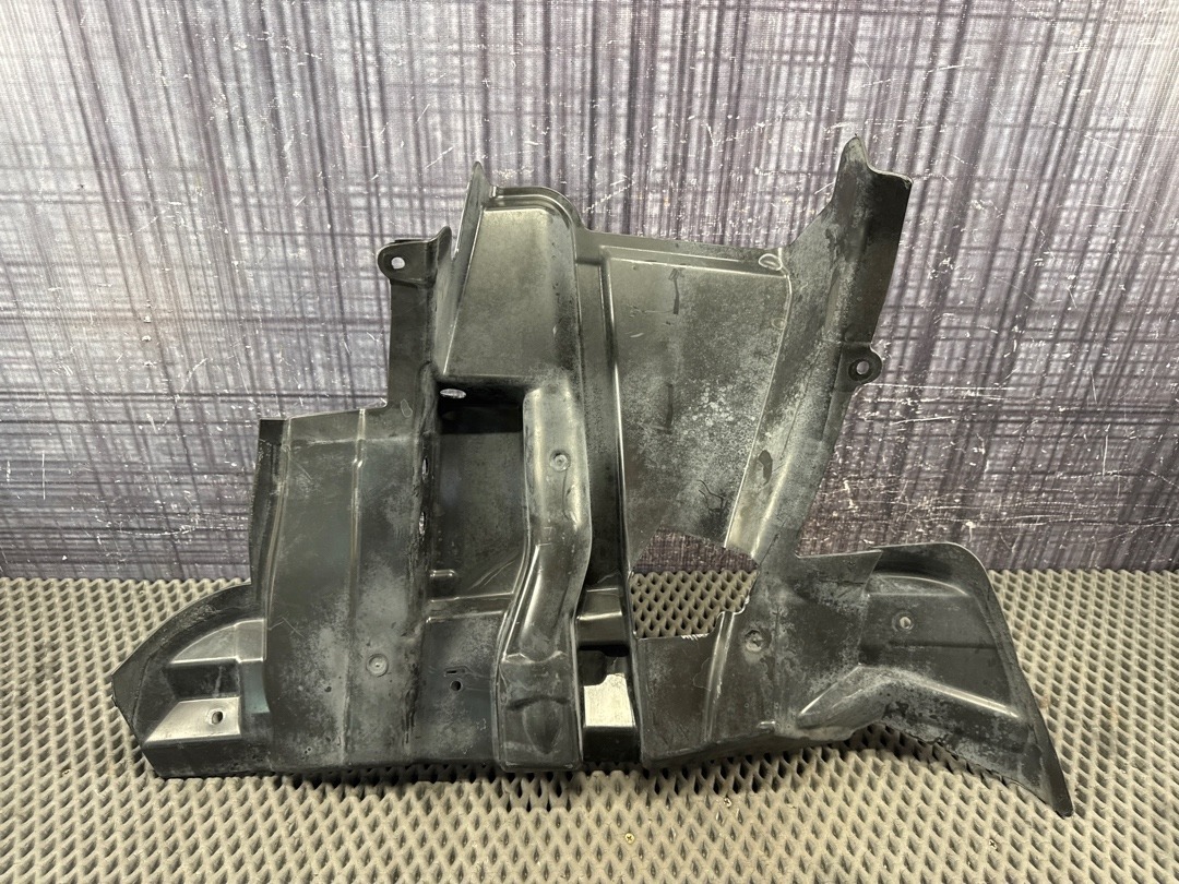 Подкрылок, 1320 рублей, Красноярск