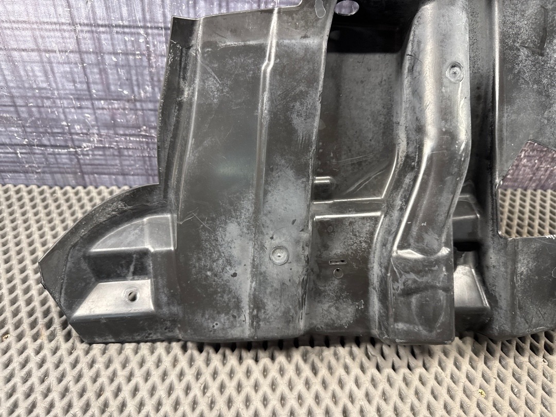 Подкрылок, 1320 рублей, Красноярск