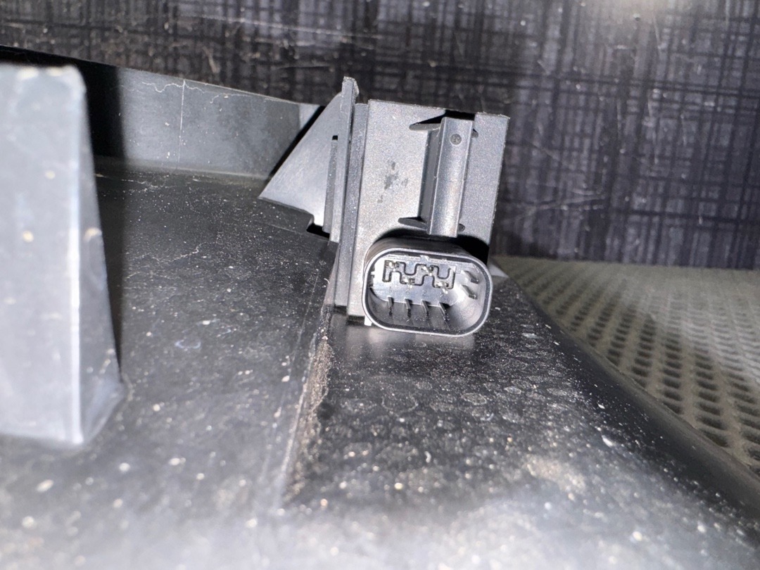 Диффузор радиатора, 10630 рублей, Красноярск