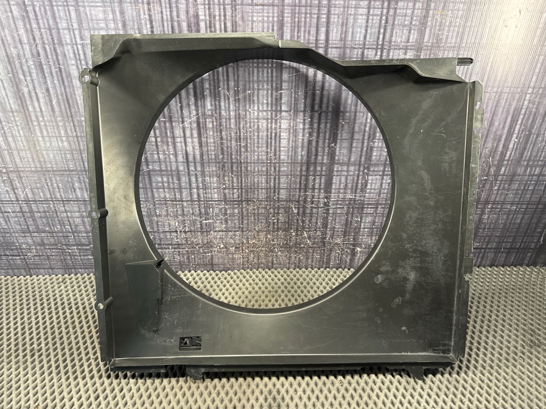 Диффузор радиатора, 10630 рублей, Красноярск