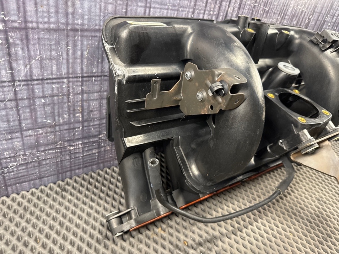 Коллектор впускной, 8360 рублей, Красноярск