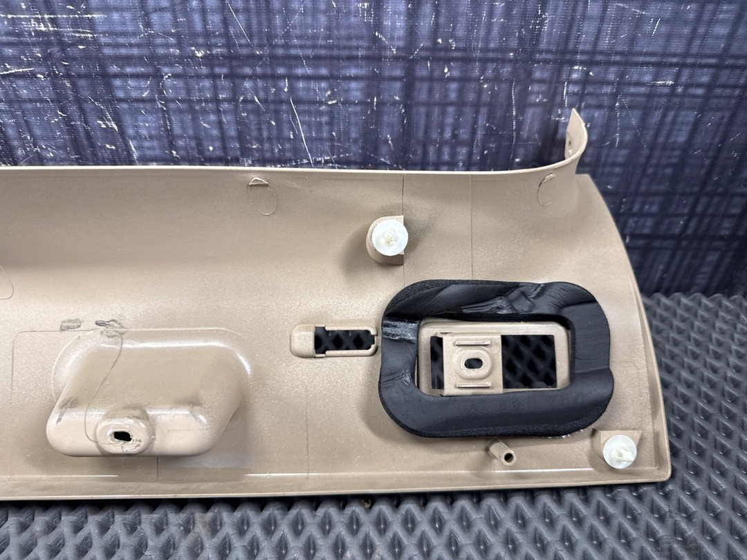 Пластик крышки багажника, 1030 рублей, Красноярск