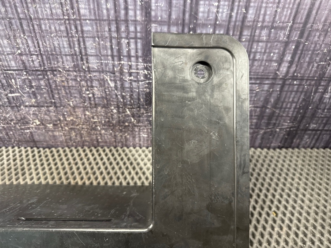 Пластик багажника, 680 рублей, Красноярск