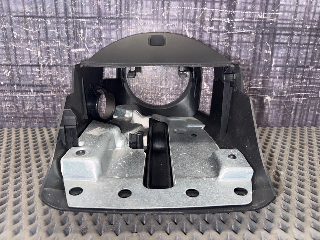 Кожух рулевой колонки, 710 рублей, Красноярск