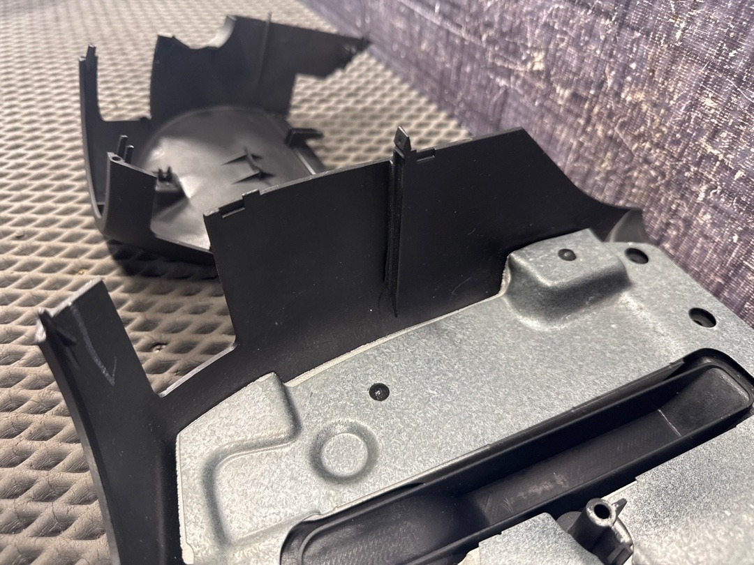 Кожух рулевой колонки, 710 рублей, Красноярск