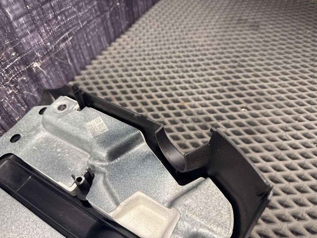 Кожух рулевой колонки, 710 рублей, Красноярск