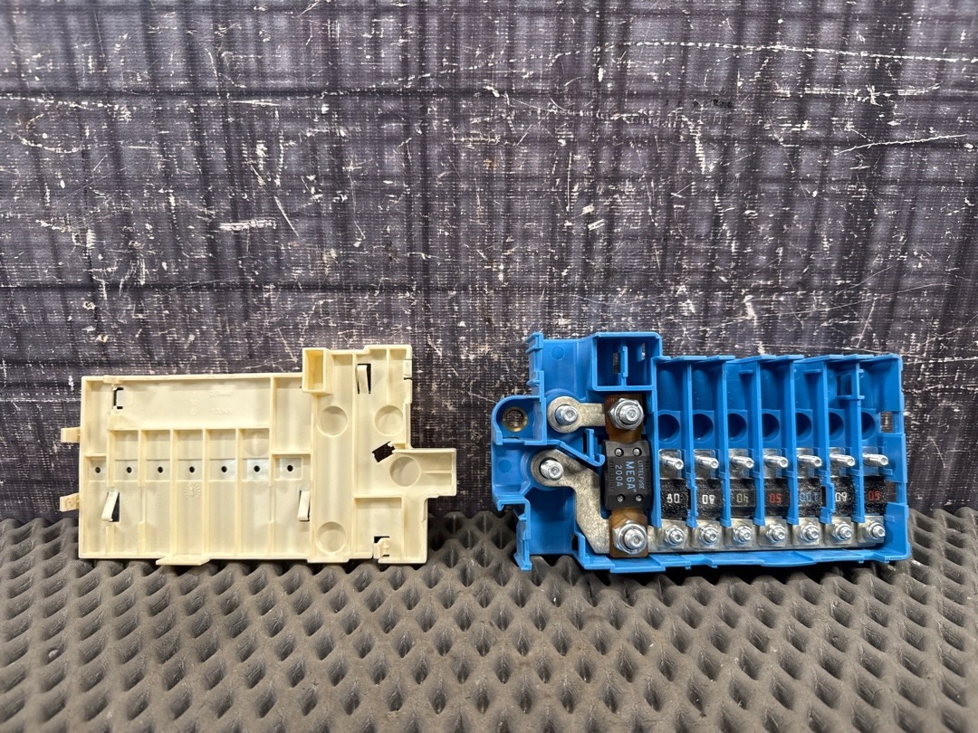 Блок предохранителей, 1230 рублей, Красноярск