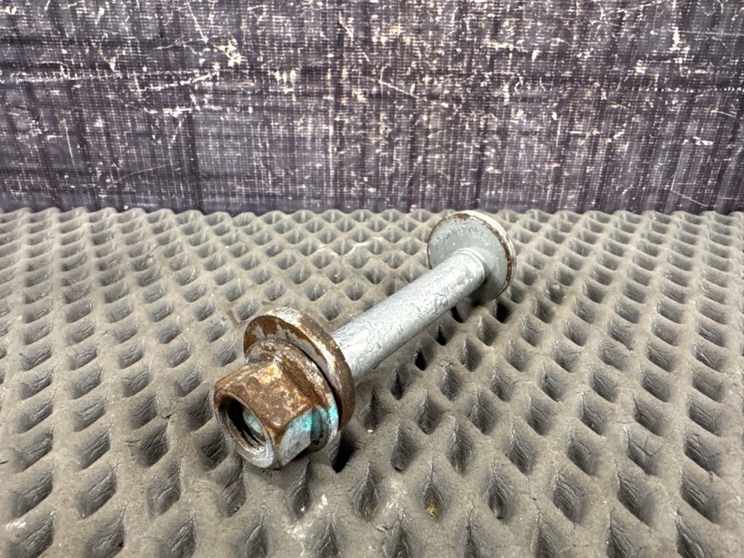 Болт развальный, 730 рублей, Красноярск