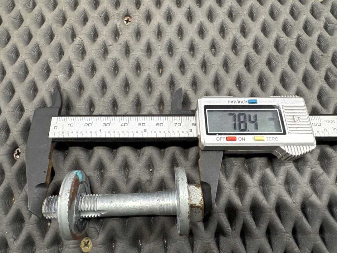 Болт развальный, 730 рублей, Красноярск