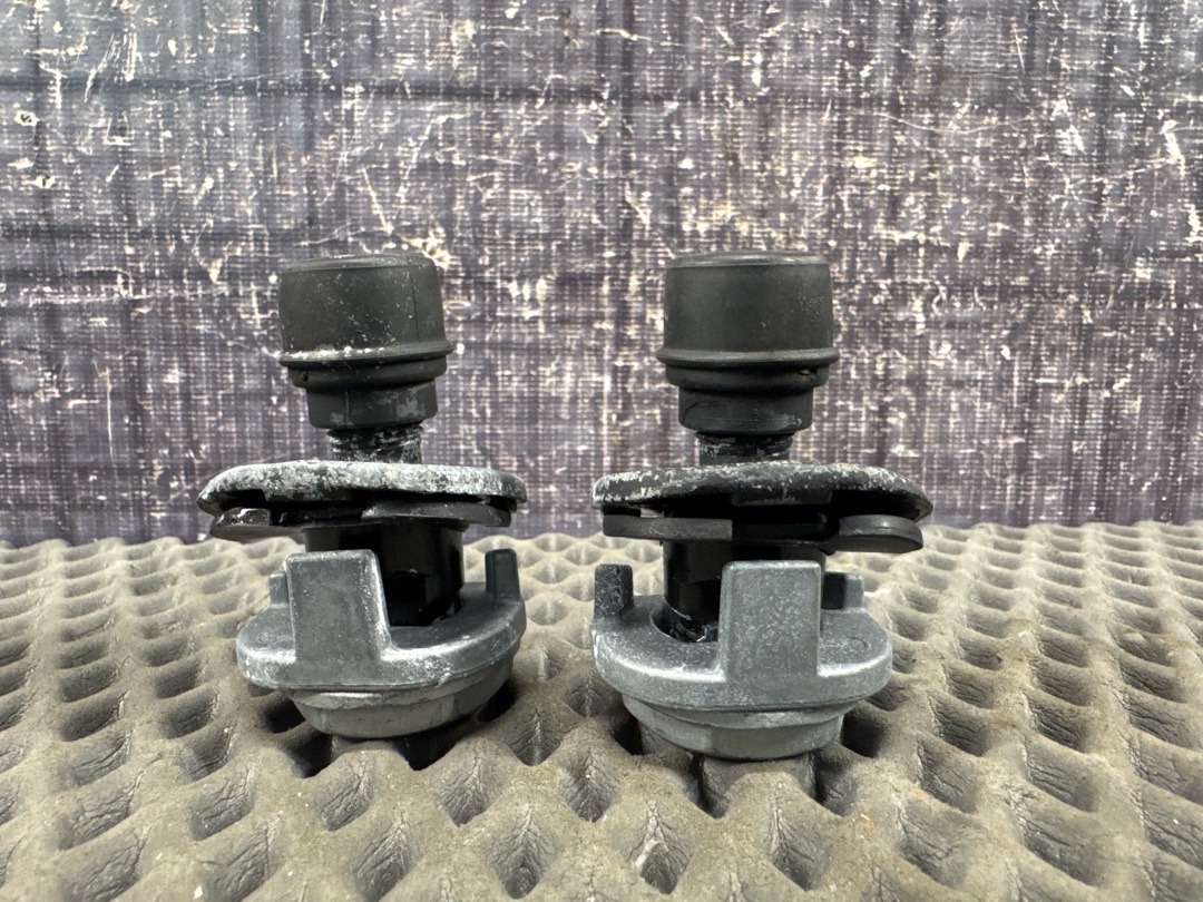 Упор багажника, 1870 рублей, Красноярск