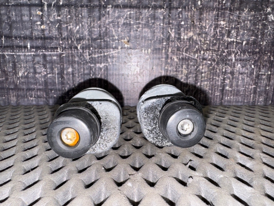 Упор багажника, 1870 рублей, Красноярск