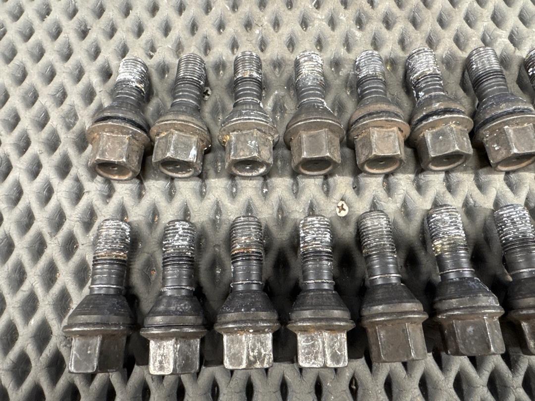 Комплект колесных болтов, 3970 рублей, Красноярск