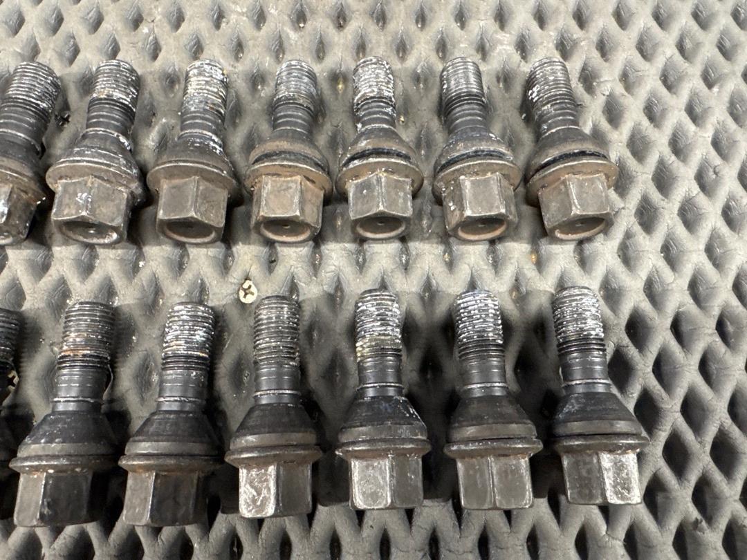 Комплект колесных болтов, 3970 рублей, Красноярск