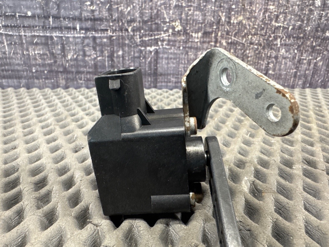 Датчик уровня подвески, 2840 рублей, Красноярск