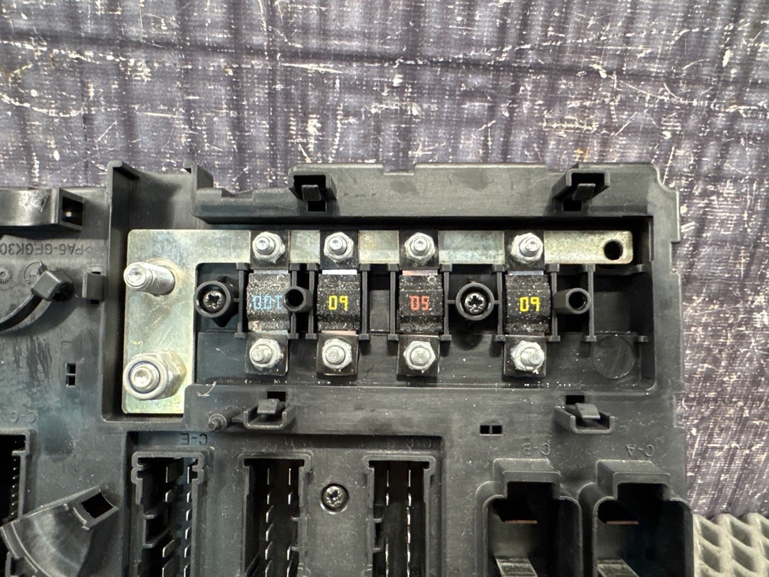 Блок предохранителей, 2150 рублей, Красноярск