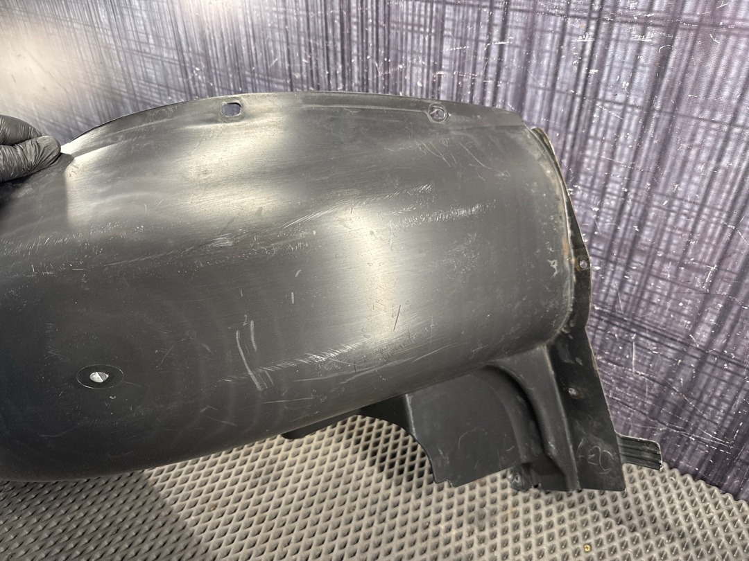 Подкрылок, 1120 рублей, Красноярск