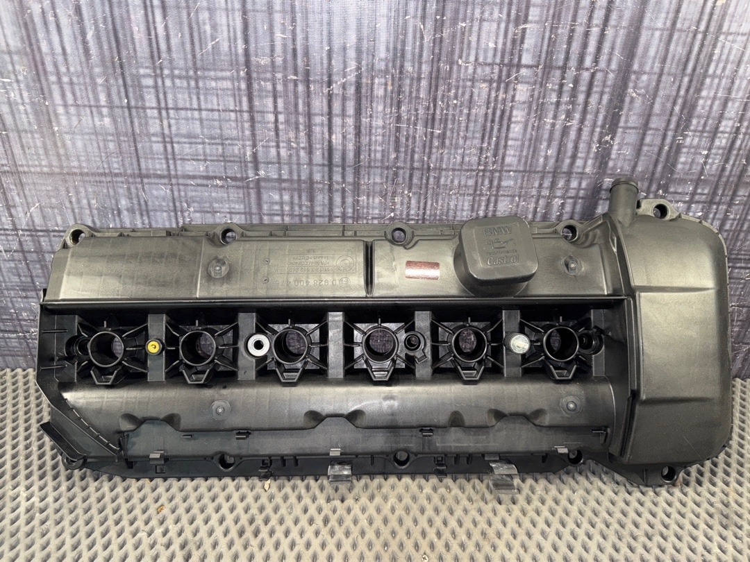 Крышка клапанов, 12330 рублей, Красноярск