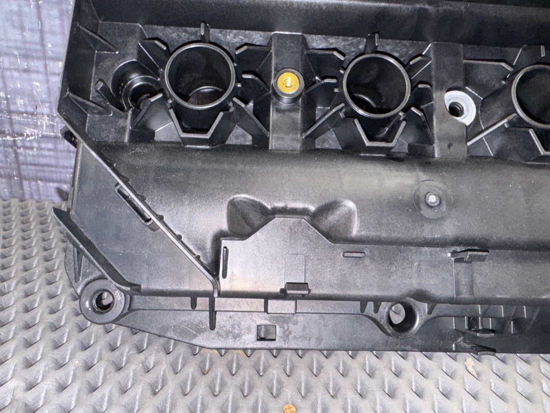 Крышка клапанов, 12330 рублей, Красноярск