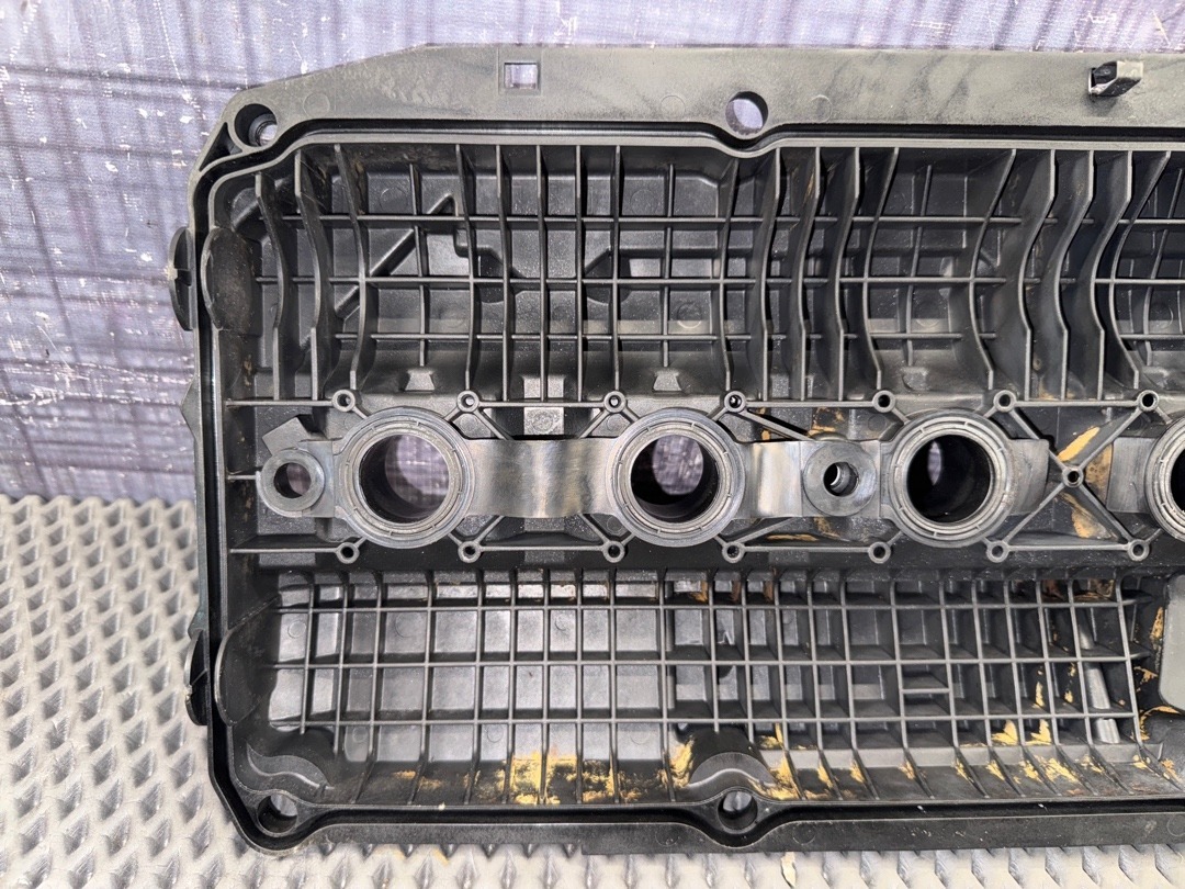 Крышка клапанов, 12330 рублей, Красноярск