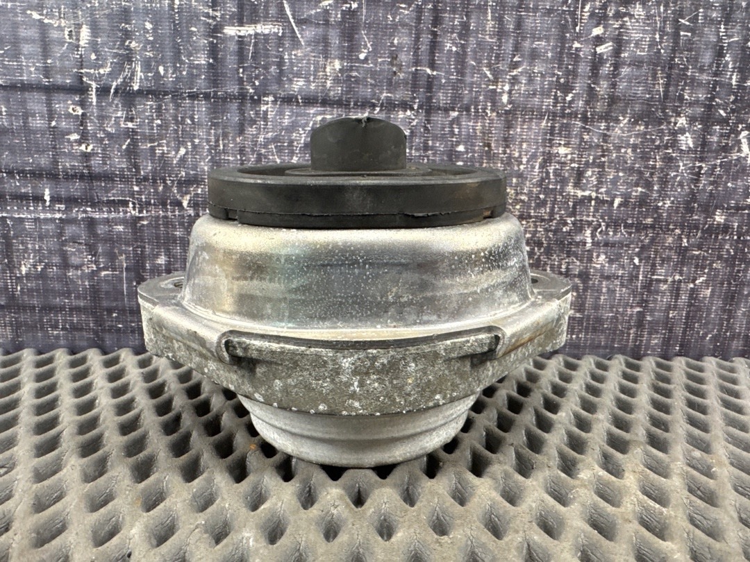 Подушка двигателя, 4120 рублей, Красноярск