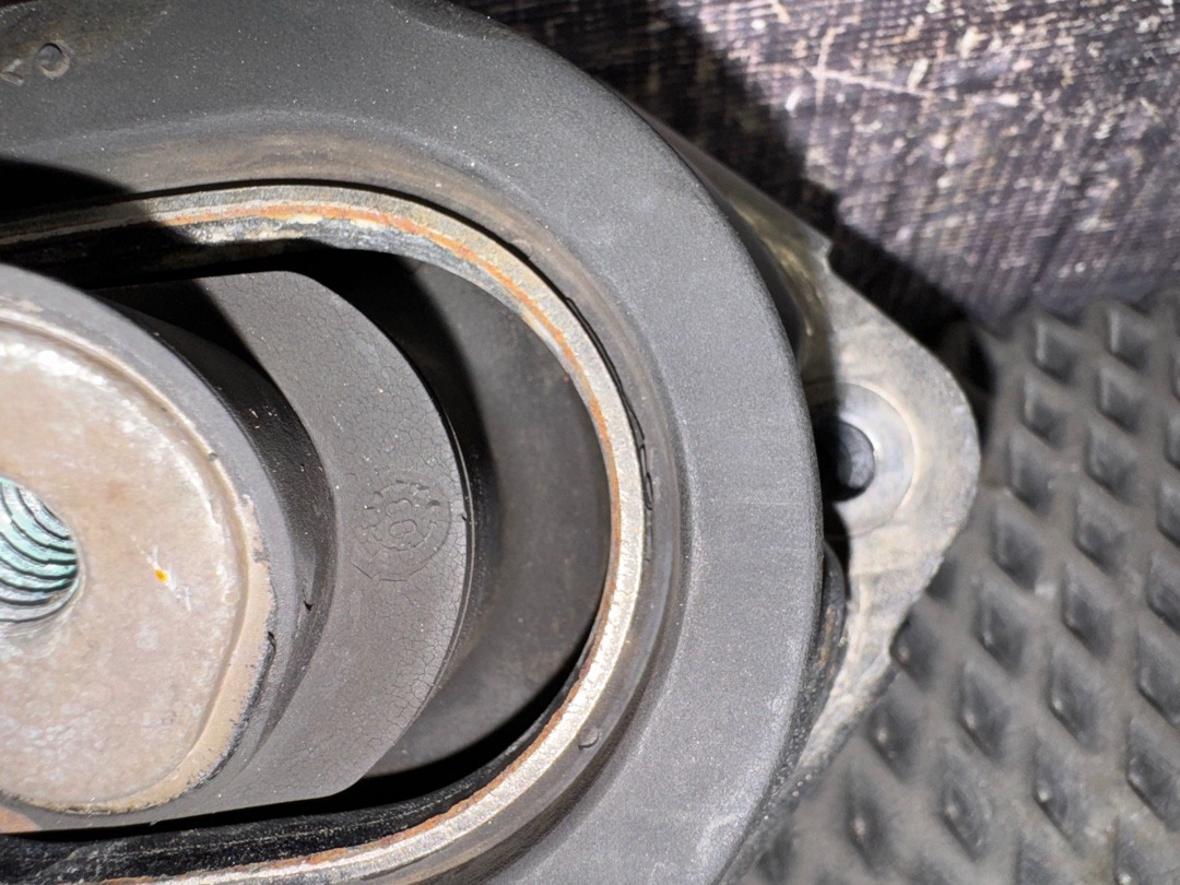 Подушка двигателя, 4120 рублей, Красноярск