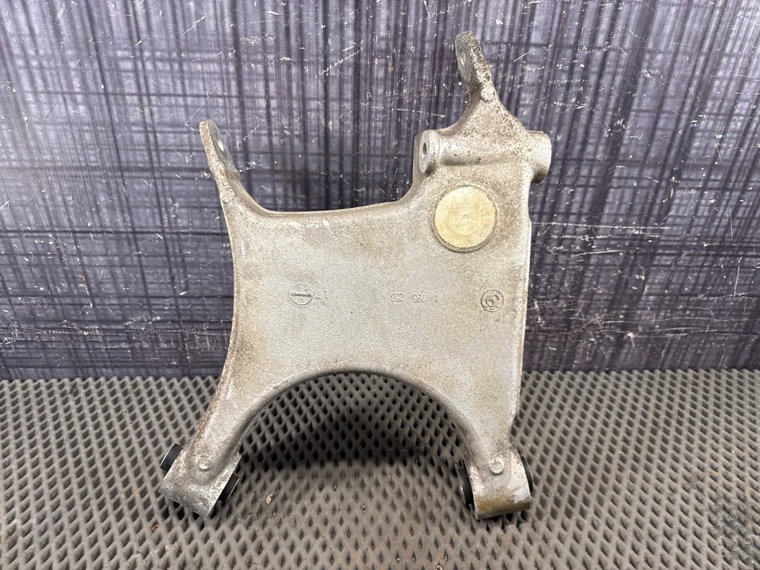 Рычаг подвески, 4090 рублей, Красноярск