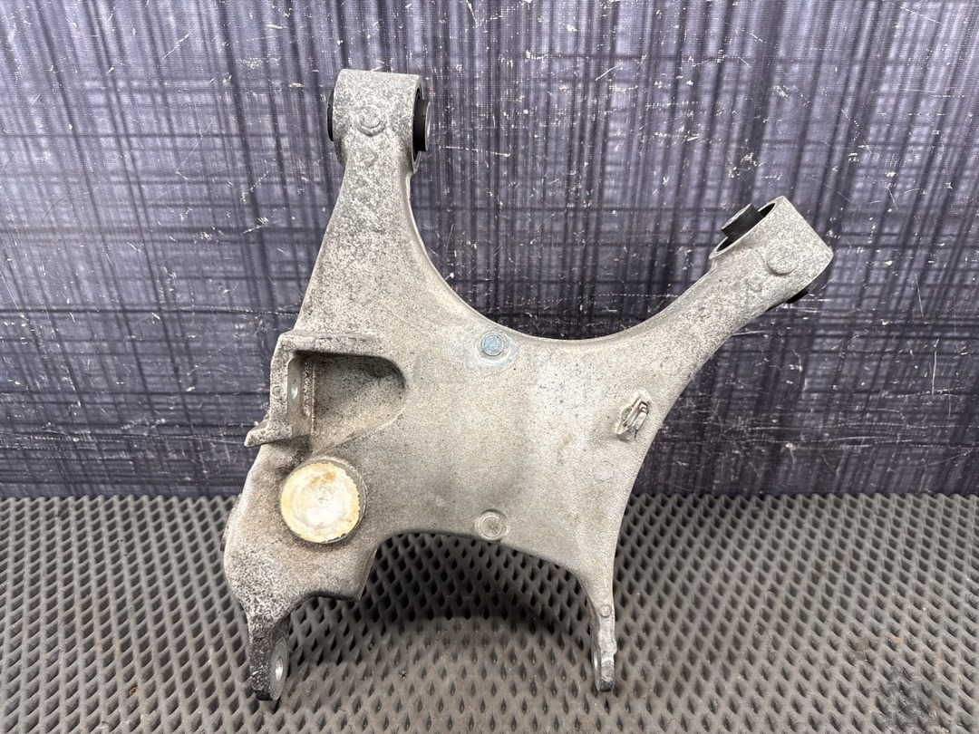 Рычаг подвески, 4090 рублей, Красноярск