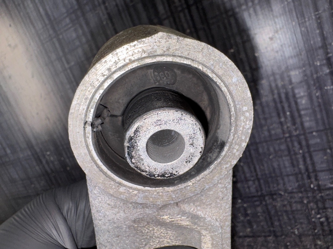 Рычаг подвески, 4090 рублей, Красноярск